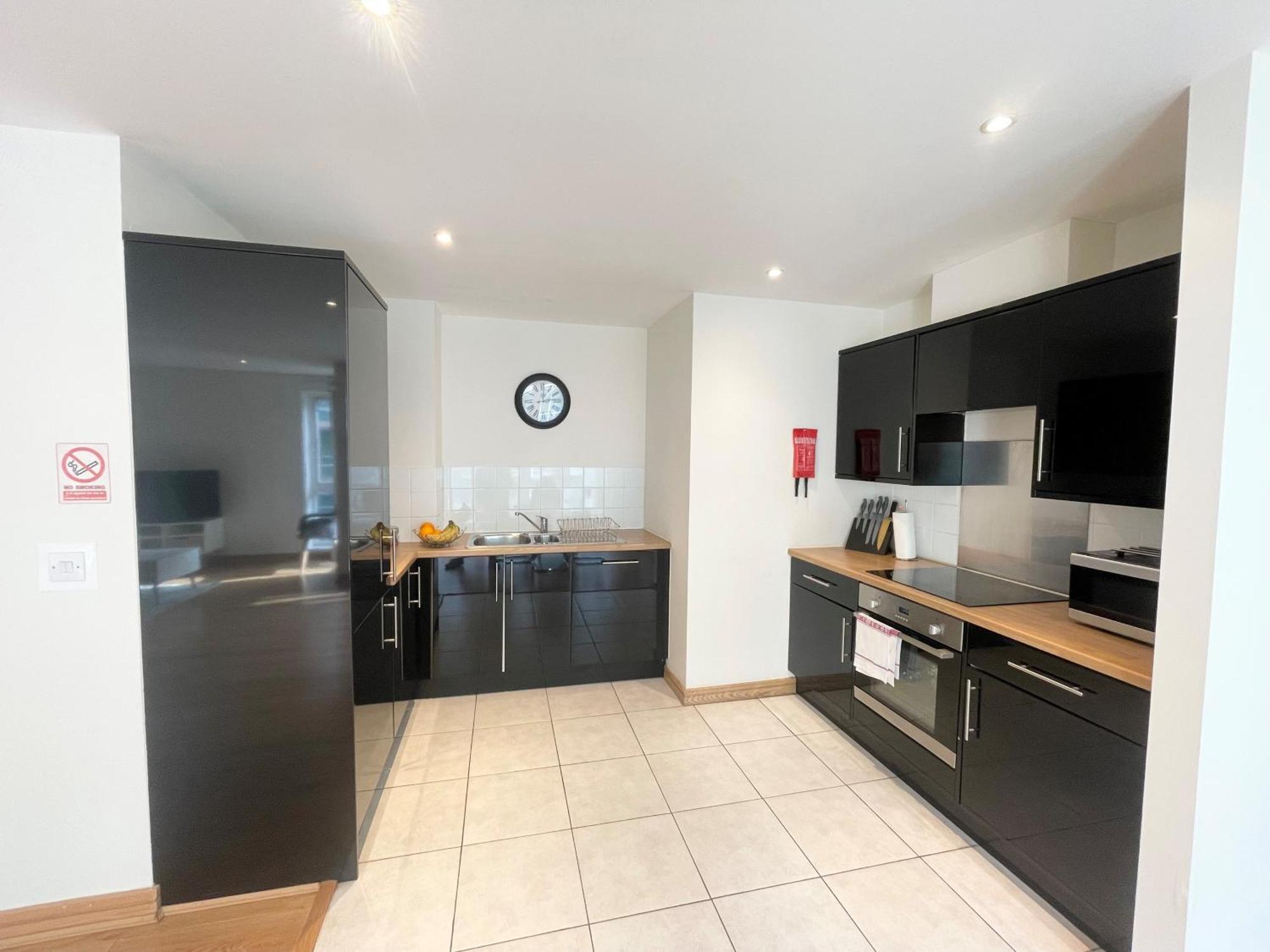 Blue Sky Apartments@guildford Town Centre * Guildford