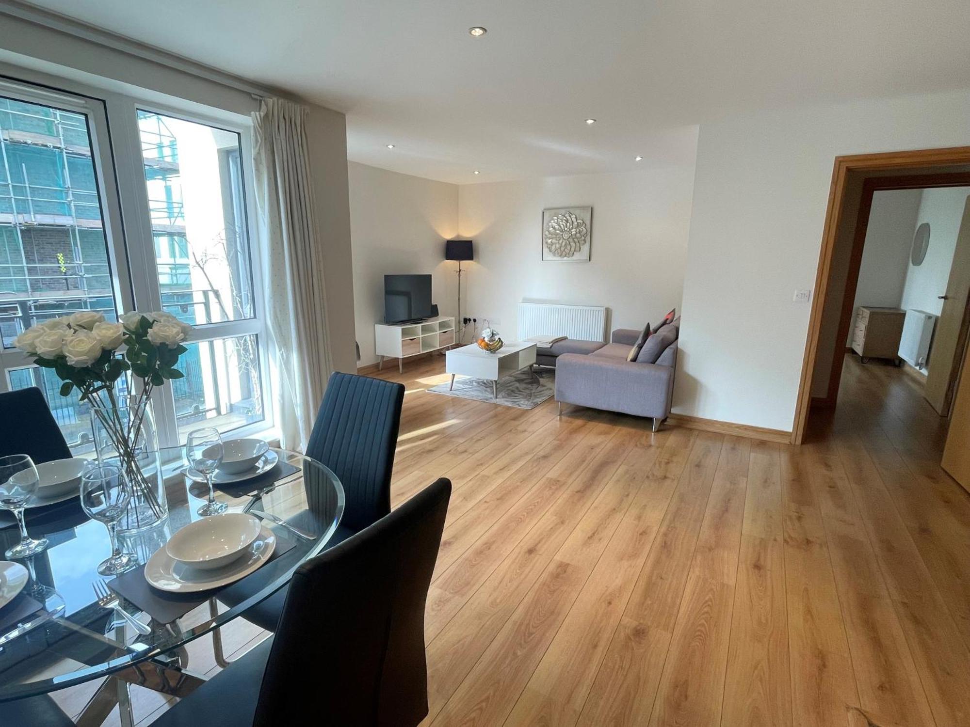 Blue Sky Apartments@guildford Town Centre Appartamento
